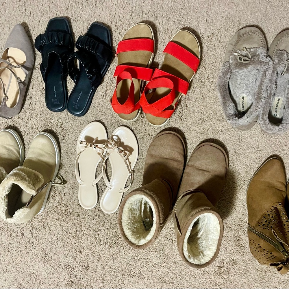 BearPaw Tan and Cream Shoe Lot
